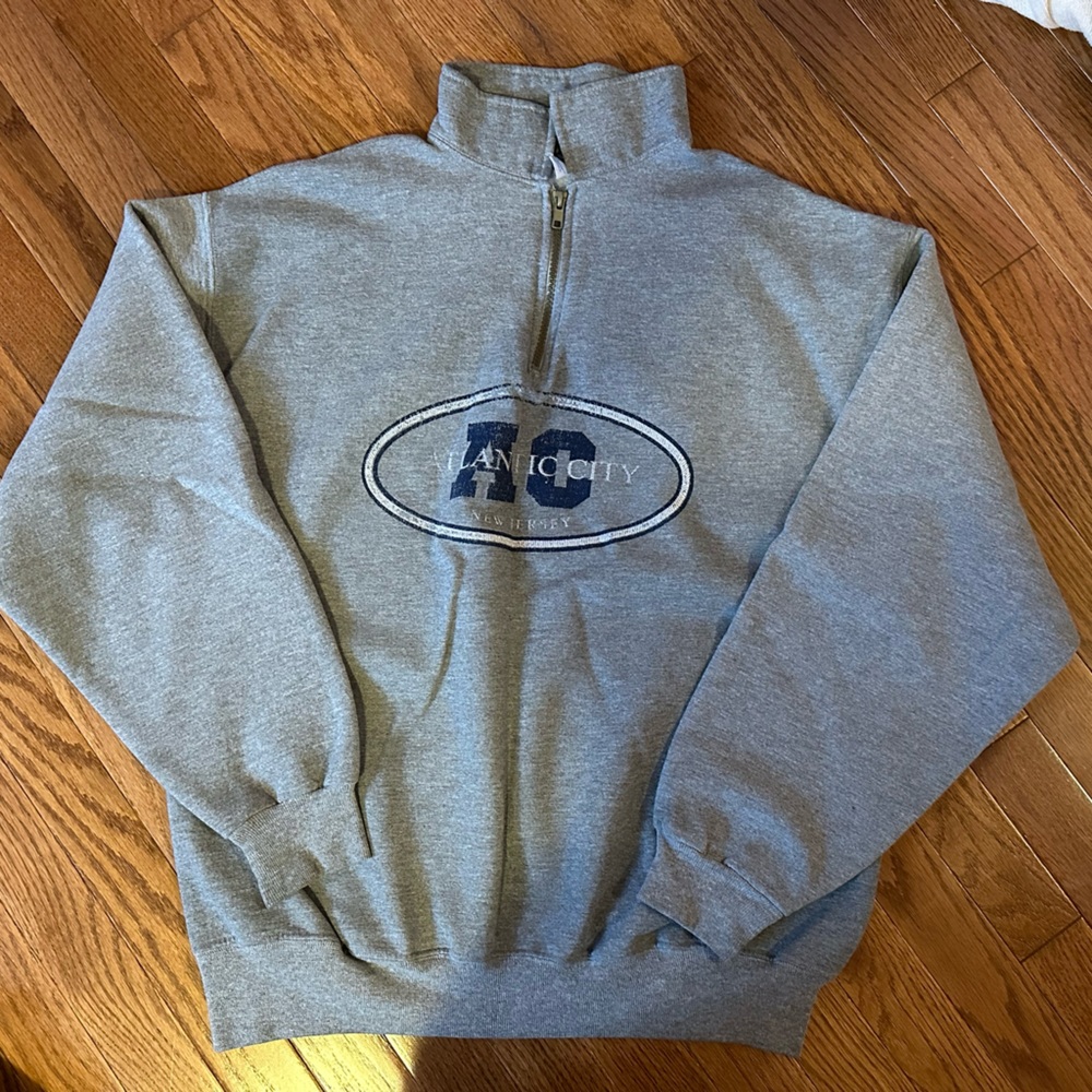 Vintage Atlantic City half zip